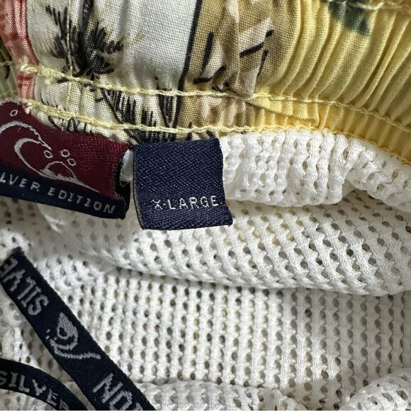 Quicksilver silver edition men’s swimsuit. Size XL - Picture 4 of 6